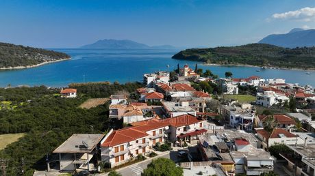Ξενοδοχείο 950 τ.μ. για πώληση