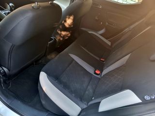 Nissan Micra 2019-thumb-9