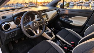 Nissan Micra 2019-thumb-9