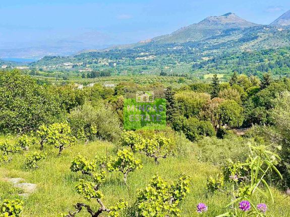 Land plot 4.905 sqm for sale, Chania Prefecture, Krionerida