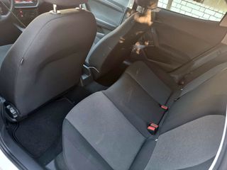 Seat Ibiza 2019 DIESEL-thumb-6