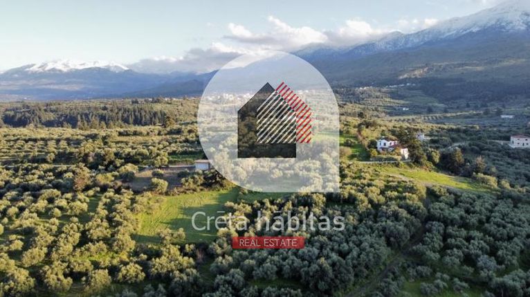 Land plot 4.705 sqm for sale, Chania Prefecture, Fre