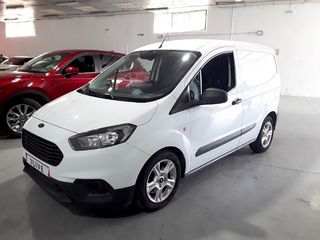 Ford '19 Transit Courier