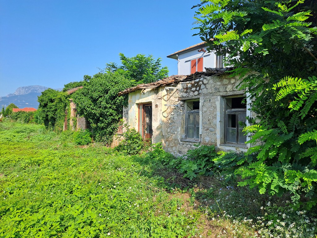 Οικόπεδο 2.400 τ.μ. πρός πώληση, Ν. Τρικάλων, Γόμφοι