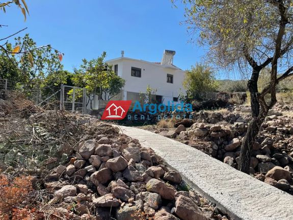 Detached home 100 sqm for sale, Argosaronikos Islands, Methana