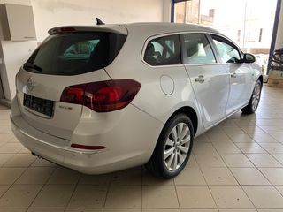 Opel Astra 2016-thumb-3