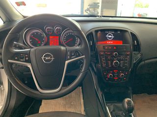 Opel Astra 2016-thumb-8