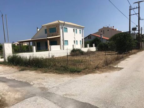 Land plot 365sqm for sale-Sikiona » Kato Diminio