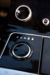 Land Rover Range Rover Velar 2022 R-DYNAMIC-thumb-6
