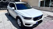 Volvo XC40 '19-thumb-11