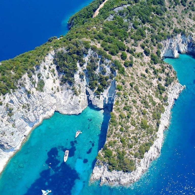 Οικόπεδο 31.000 τ.μ. πρός πώληση, Ν. Λευκάδας, Μεγανήσι