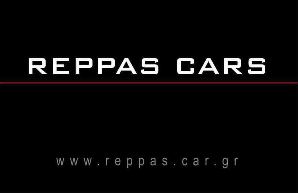 Υπάλληλος σε έκθεση αυτοκινήτου