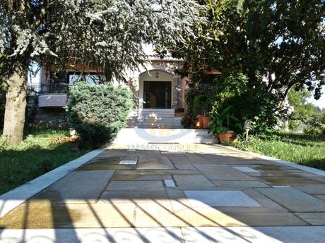 Βίλλα 380τ.μ. για πώληση-Σταμάτα » Κέντρο