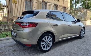 Renault Megane 2018-thumb-6