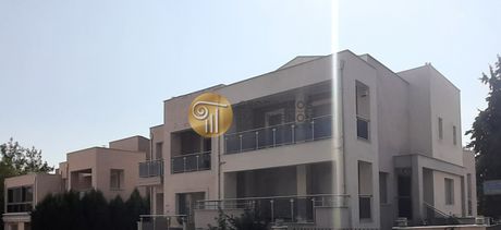 Maisonette 254sqm for sale-Oreokastro » Center