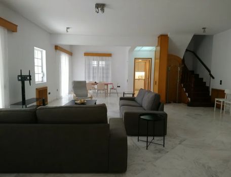 Detached home 250sqm for rent-Agios Stefanos » Nimfon