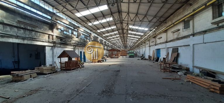 Αποθήκη 11.000 τ.μ. προς πώληση