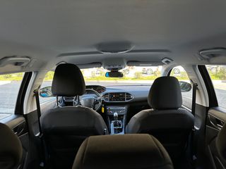 Peugeot 308 2018-thumb-6