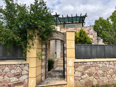 Detached home 110sqm for sale-Eretria » Center