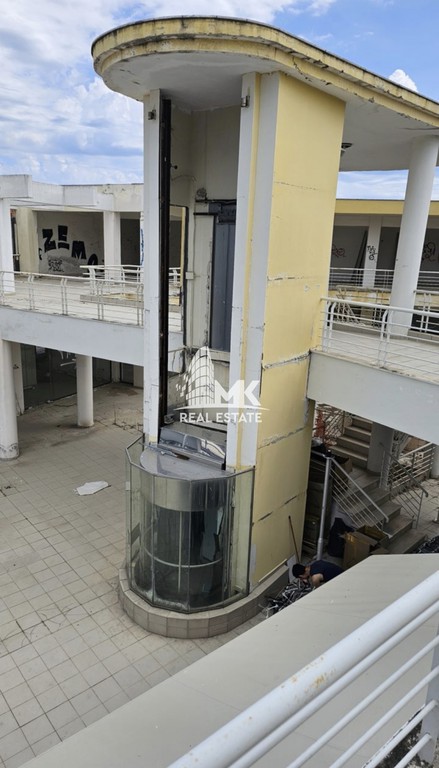 Επιχειρηματικό κτίριο 1.900 τ.μ. προς πώληση, Χανιώτης
