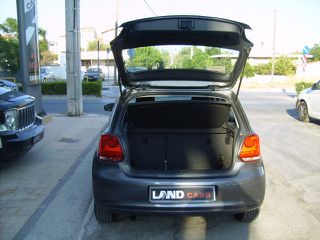 Volkswagen Polo 2011-thumb-15