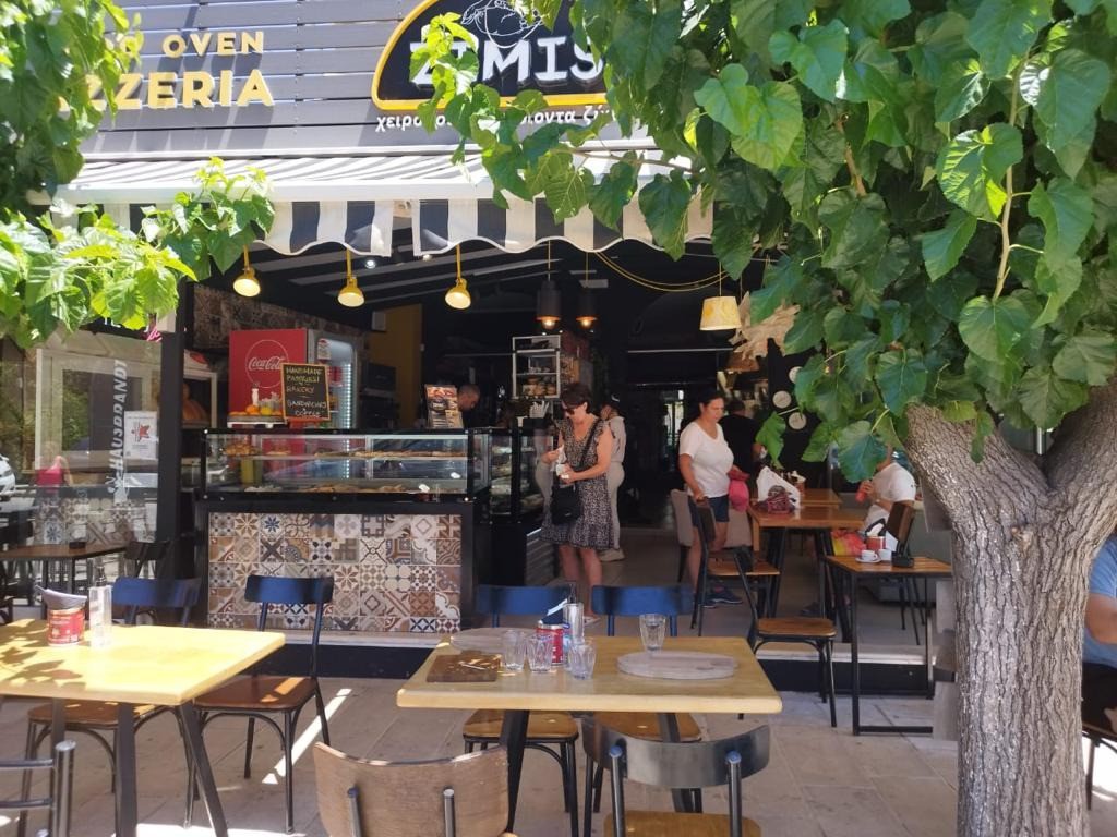 Κατάστημα 100 τ.μ. για πώληση, Ν. Λευκάδας, Λευκάδα