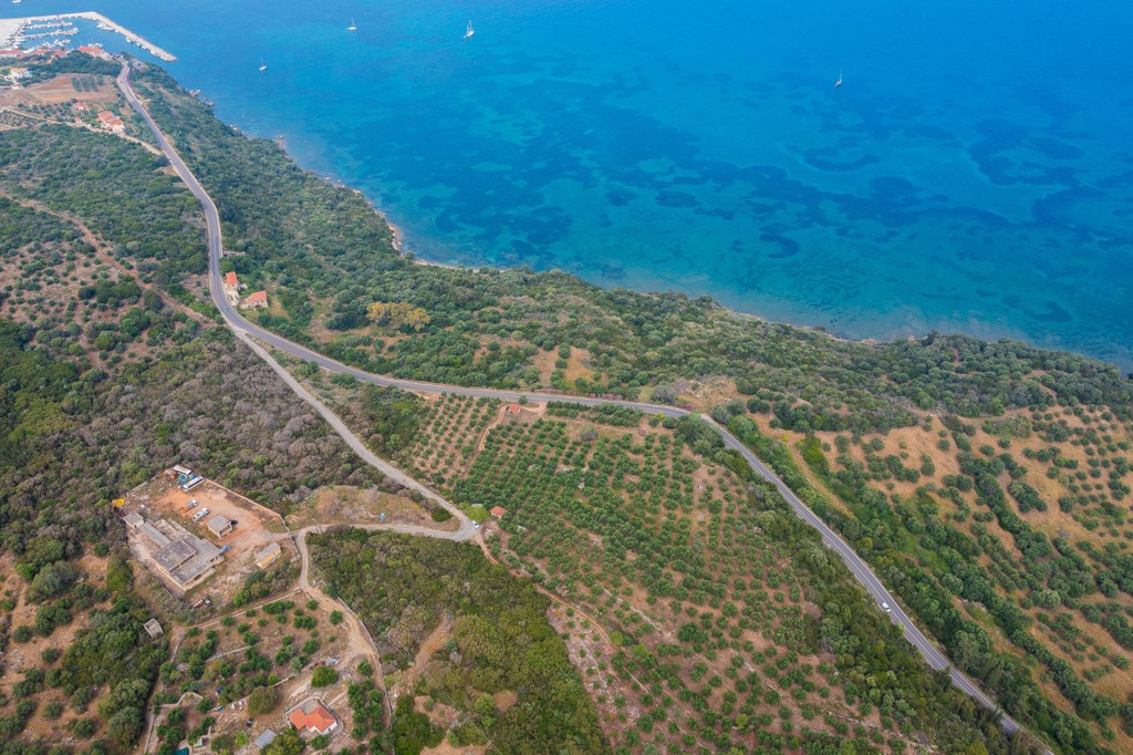 Land plot 22.000 sqm for sale, Pilos Center