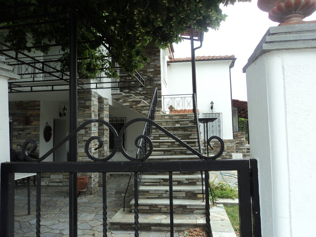 Μονοκατοικία 220 τ.μ. προς πώληση, Νέα Σάντα Γαλλικού