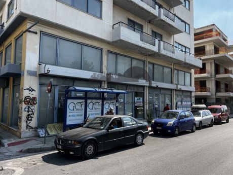 Store 480sqm for rent-Volos » Center