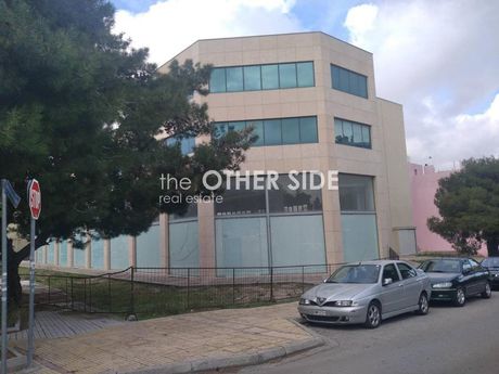 Επιχειρηματικό κτίριο 2.740τ.μ. για ενοικίαση-Πεύκη » Κάτω πεύκη