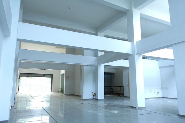 Store 524 sqm for rent, Thessaloniki - Center, Stathmos Ose