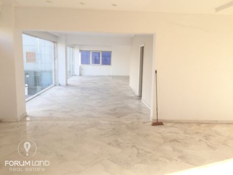 Επιχειρηματικό κτίριο 900τ.μ. για πώληση-Ωραιόκαστρο