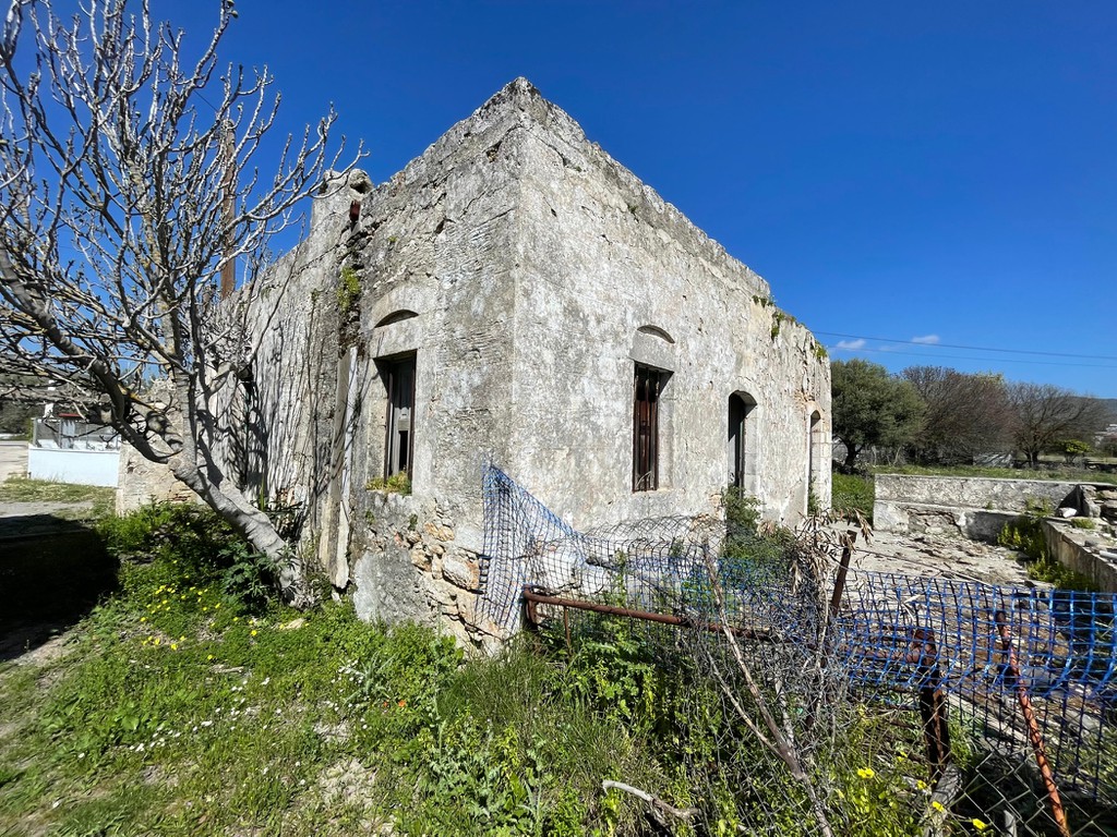 Αγροτεμάχια 24.000 τ.μ. προς πώληση, Δωδεκάνησα, Ρόδος