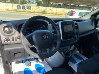 Renault Trafic 2019-thumb-24
