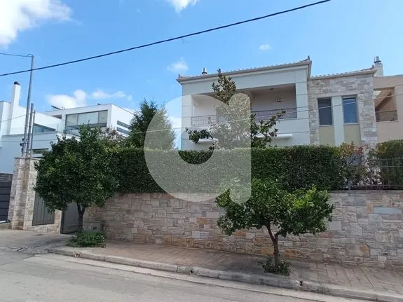 Detached home 428 sqm for rent, Athens - North, Kifisia