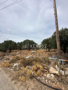 Parcel 1.623sqm for sale-Akrotiri » Mouzouras