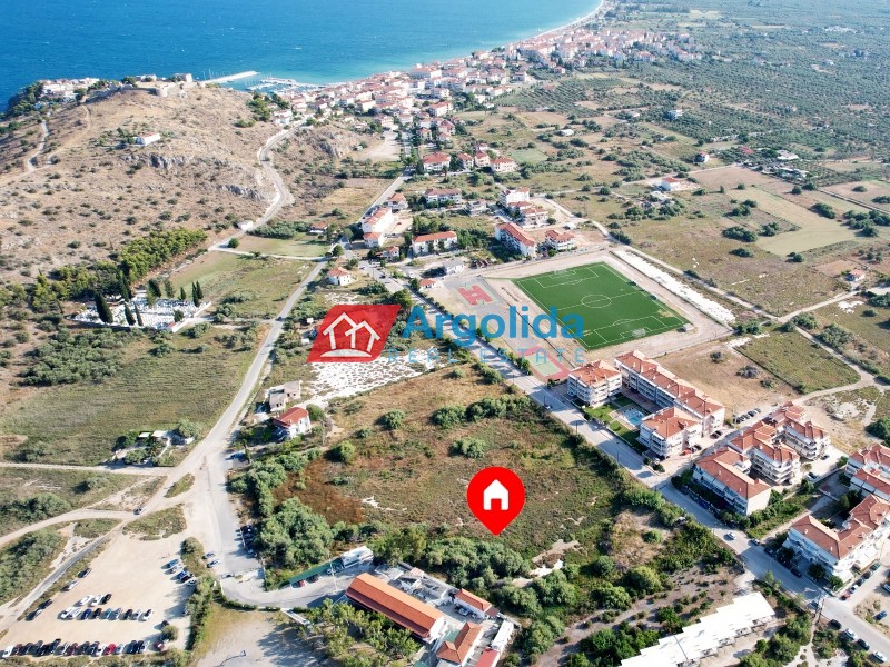 Αγροτεμάχια 6.826 τ.μ. προς πώληση, Παράλιο Άστρος