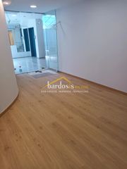 Επιχειρηματικό κτίριο 250 τ.μ. για ενοικίαση, Αθήνα - Νότια Προάστια, Γλυφάδα-thumb-5
