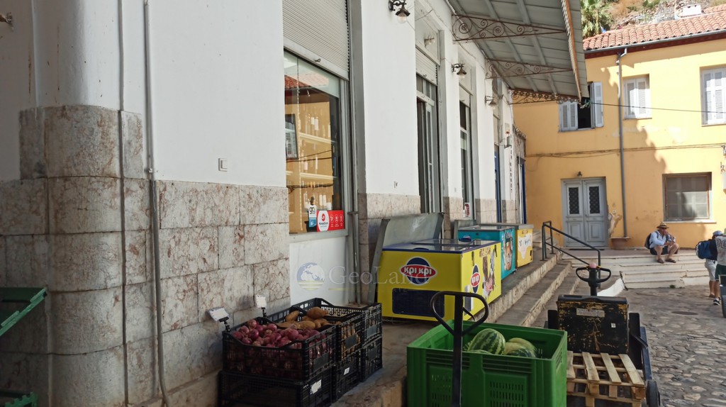 Επιχείρηση 200 τ.μ. προς πώληση, Κέντρο Ύδρας