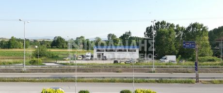 Επιχειρηματικό κτίριο 210 τ.μ. για ενοικίαση