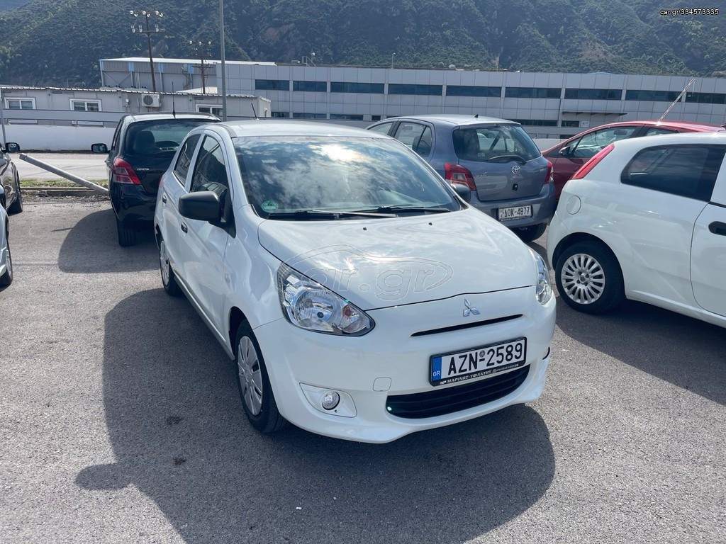 Mitsubishi Space Star 2015