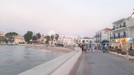 Κτίριο 270τ.μ. για πώληση-Σπέτσες » Κέντρο