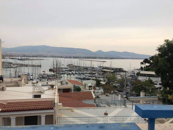 Business bulding 670 sqm for rent, Piraeus, Mikrolimano