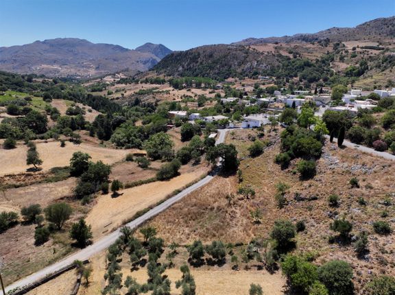 Οικόπεδο 3.820 τ.μ. για πώληση, Ν. Ρεθύμνου, Φοινίκας
