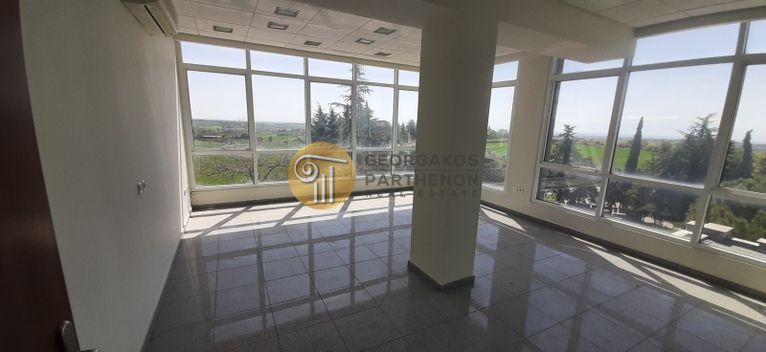 Επιχειρηματικό κτίριο 4.552 τ.μ. για πώληση, Θεσσαλονίκη - Περιφ/Κοί Δήμοι, Θέρμη