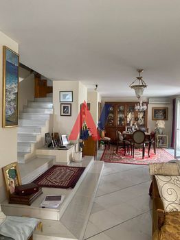 Μεζονέτα 200 τ.μ. για πώληση