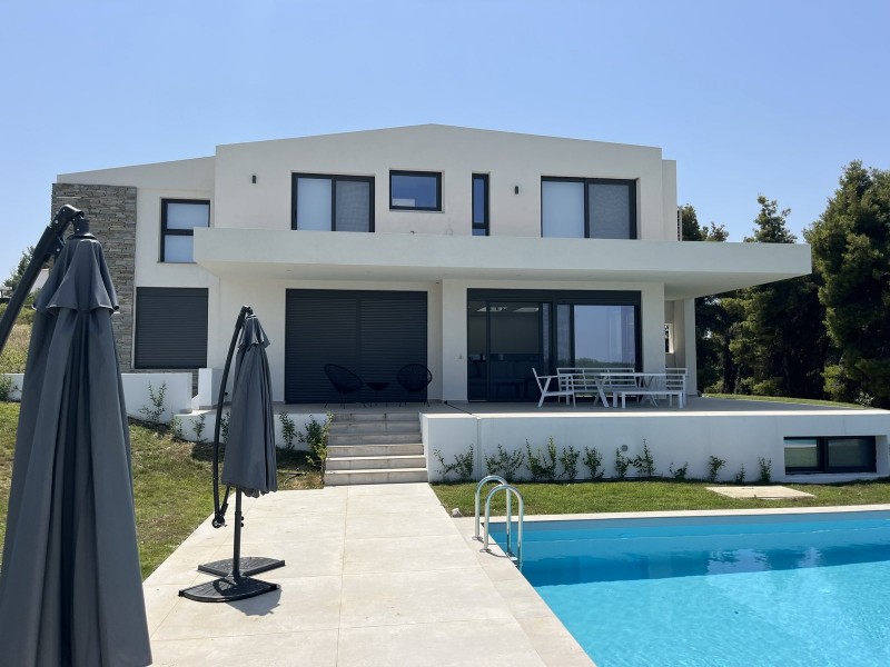 Βίλλα 350 τ.μ. πρός πώληση, Χαλκιδική, Κασσάνδρα