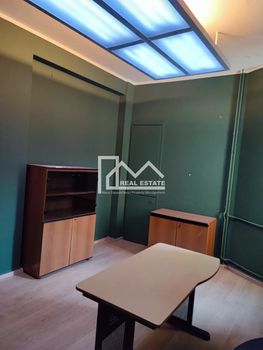 Office 16sqm for rent-Kentro » Omonoia