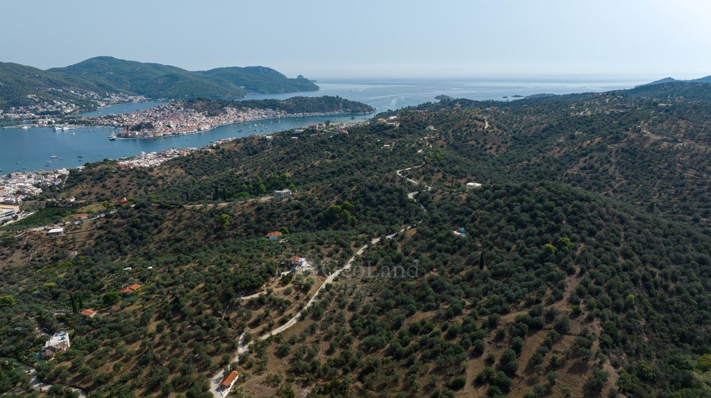 Αγροτεμάχια 9.000 τ.μ. προς πώληση, Γαλατάς Τροιζήνας