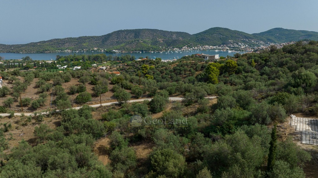 Αγροτεμάχια 9.000 τ.μ. προς πώληση, Γαλατάς Τροιζήνας
